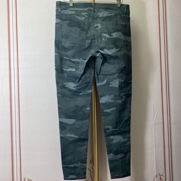 #19 Democracy Camo Pant Booty Lift Jegging CC - Picture 4 of 8